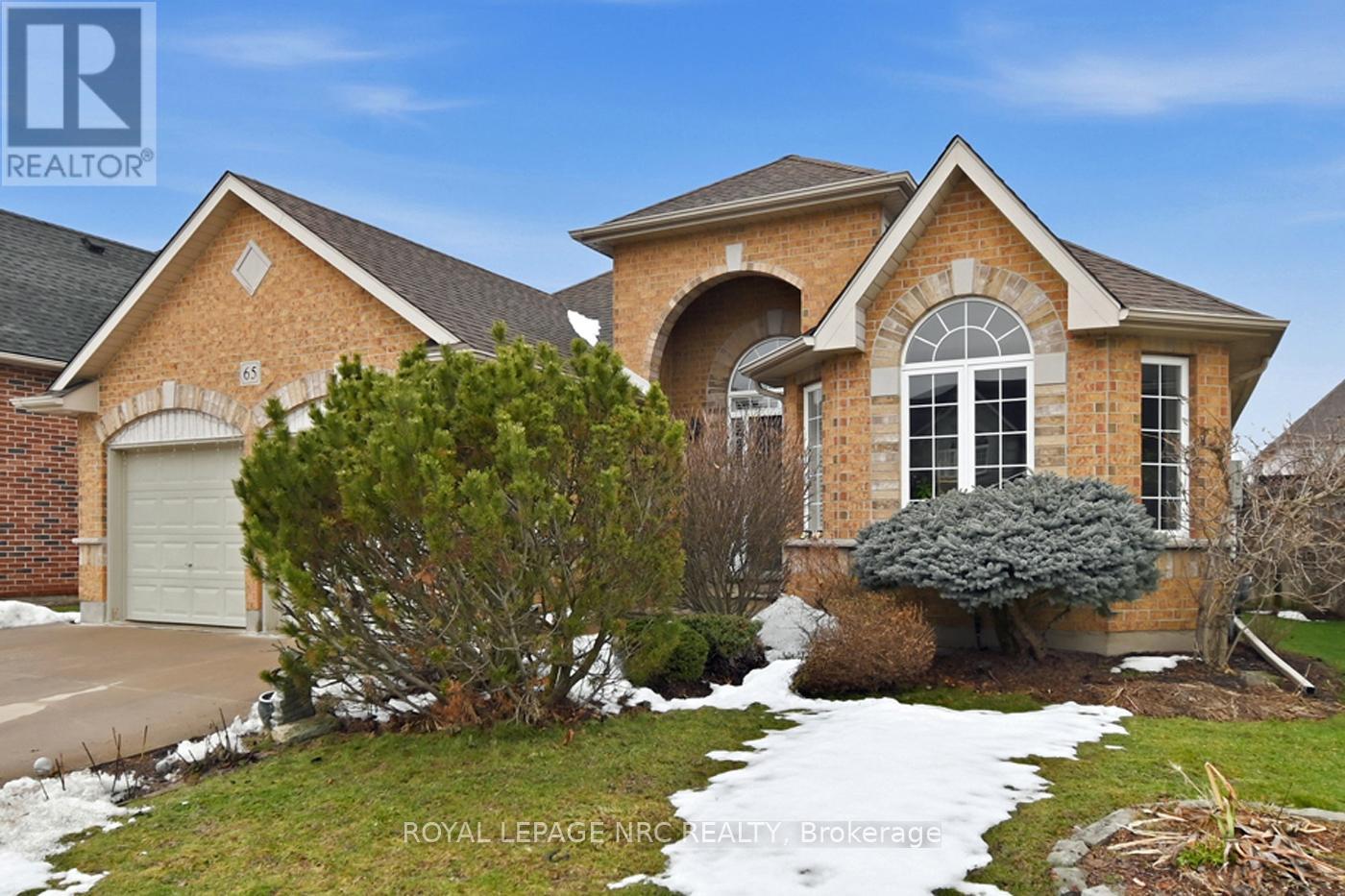 65 MCCAFFERY CRESCENT - Photo 2 of 50, St. Catharines (Rykert/Vansickle), Ontario