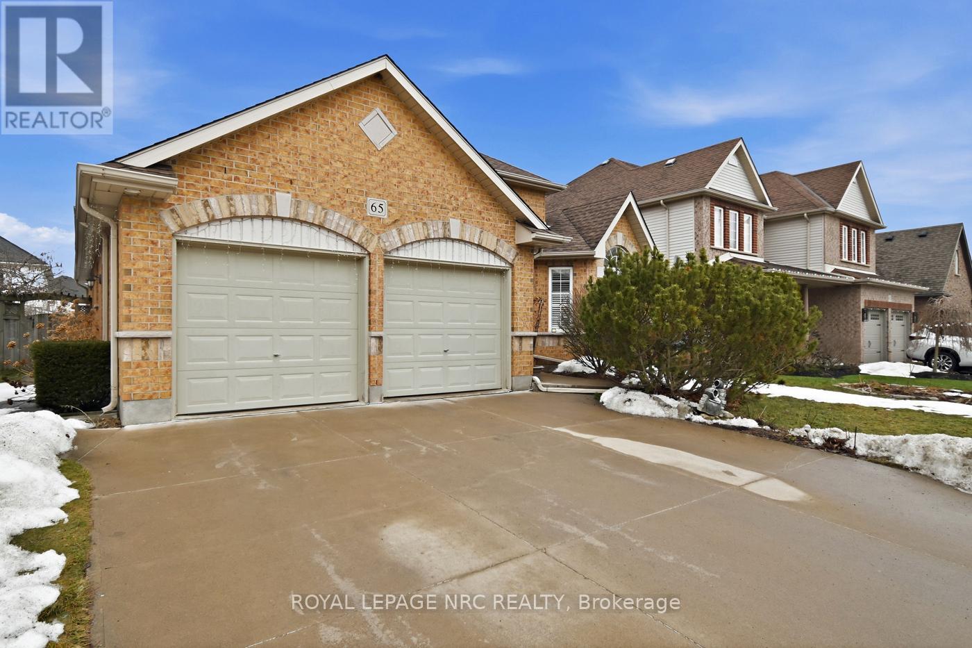 65 MCCAFFERY CRESCENT - Photo 3 of 50, St. Catharines (Rykert/Vansickle), Ontario