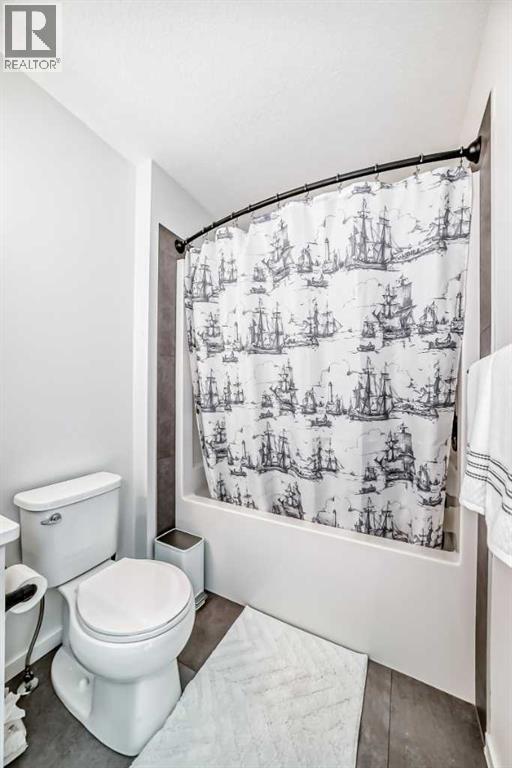 Single Family House for Sale in   Avenue NW Livingston Calgary 