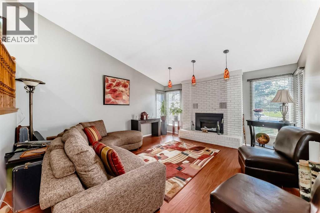 22 Glenhill Drive, Cochrane