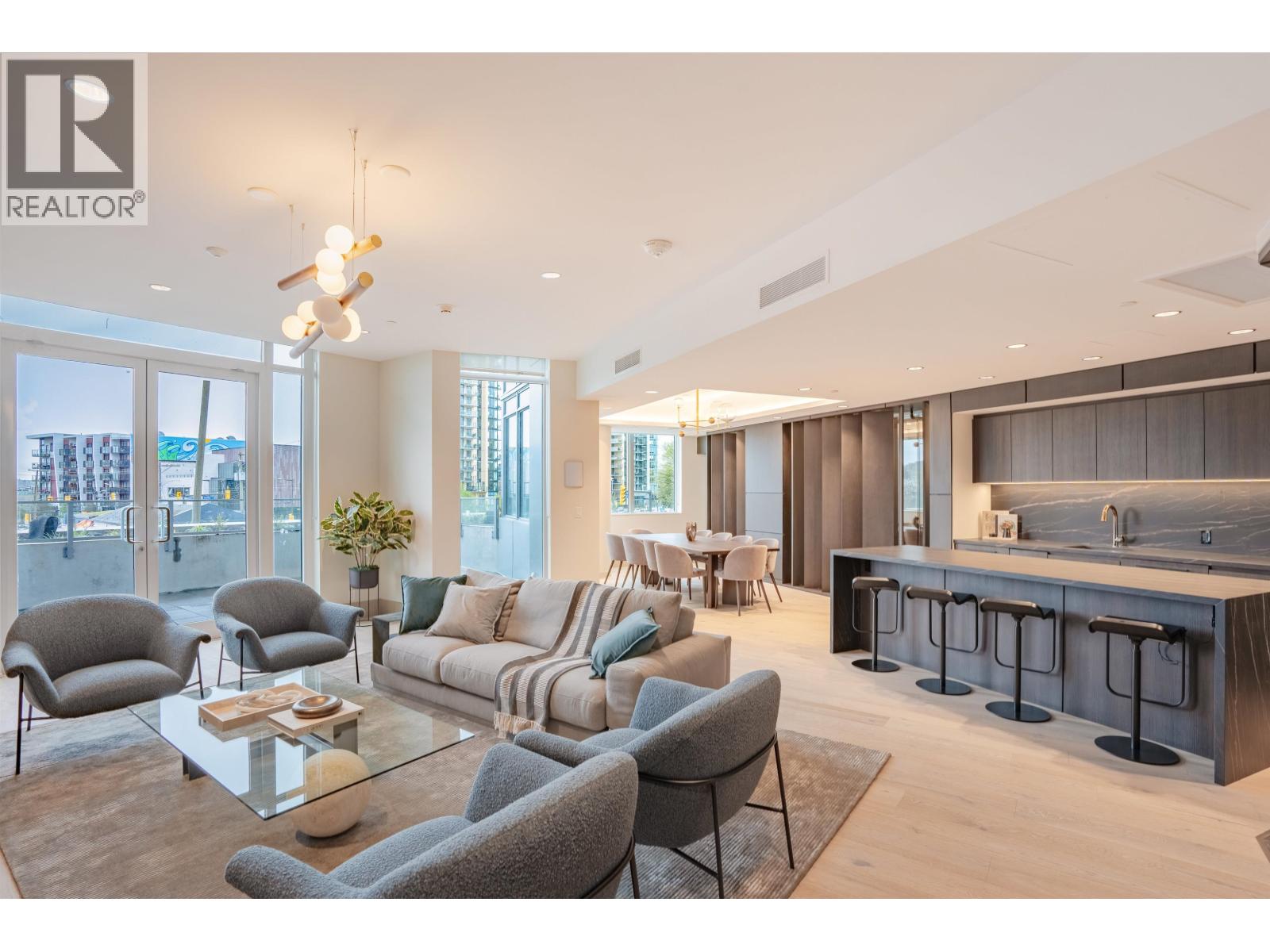 107 1500 FERN STREET, North Vancouver