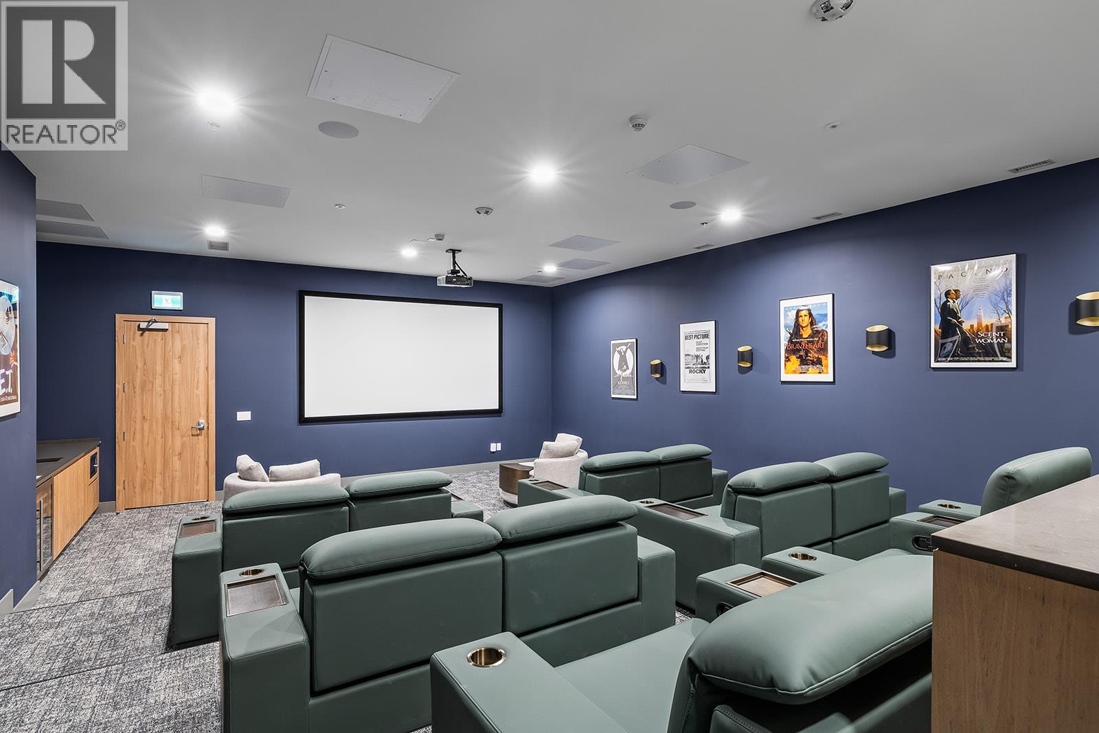 2007 238 Leon Avenue, Kelowna