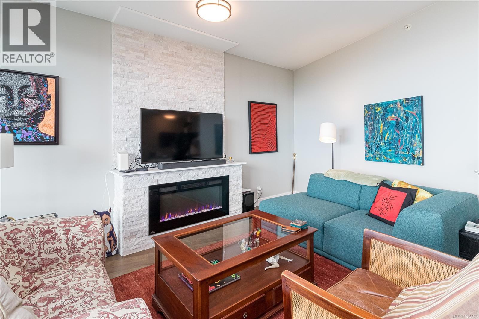 #1005 160 WILSON ST - 11