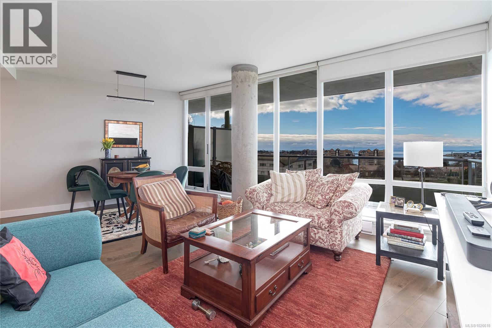 #1005 160 WILSON ST - 13