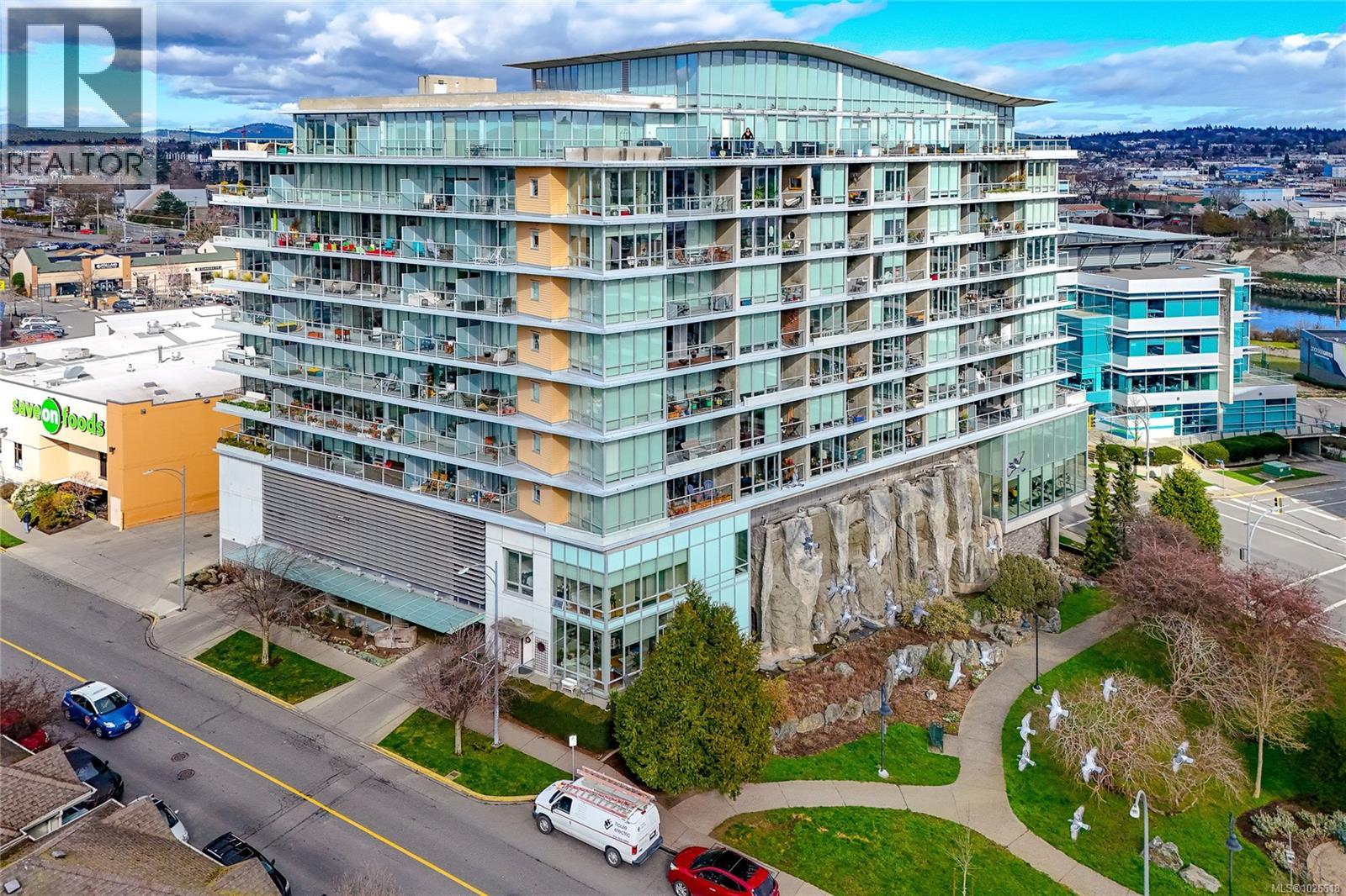 #1005 160 Wilson St - 2