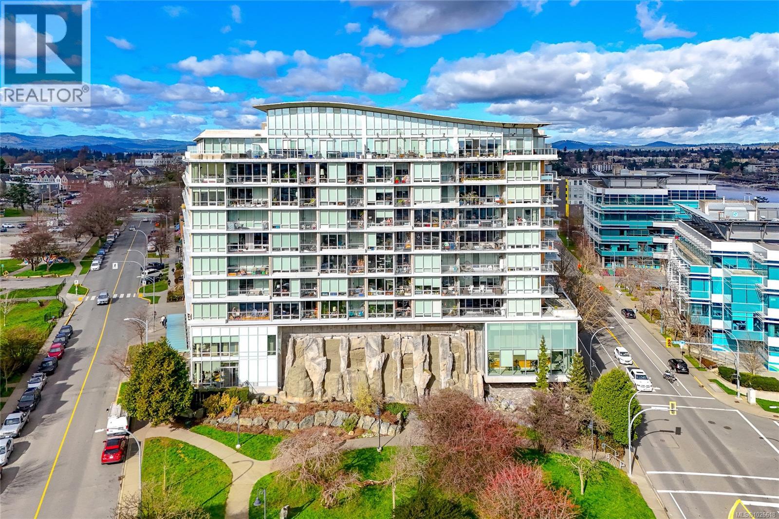 #1005 160 Wilson St - 3