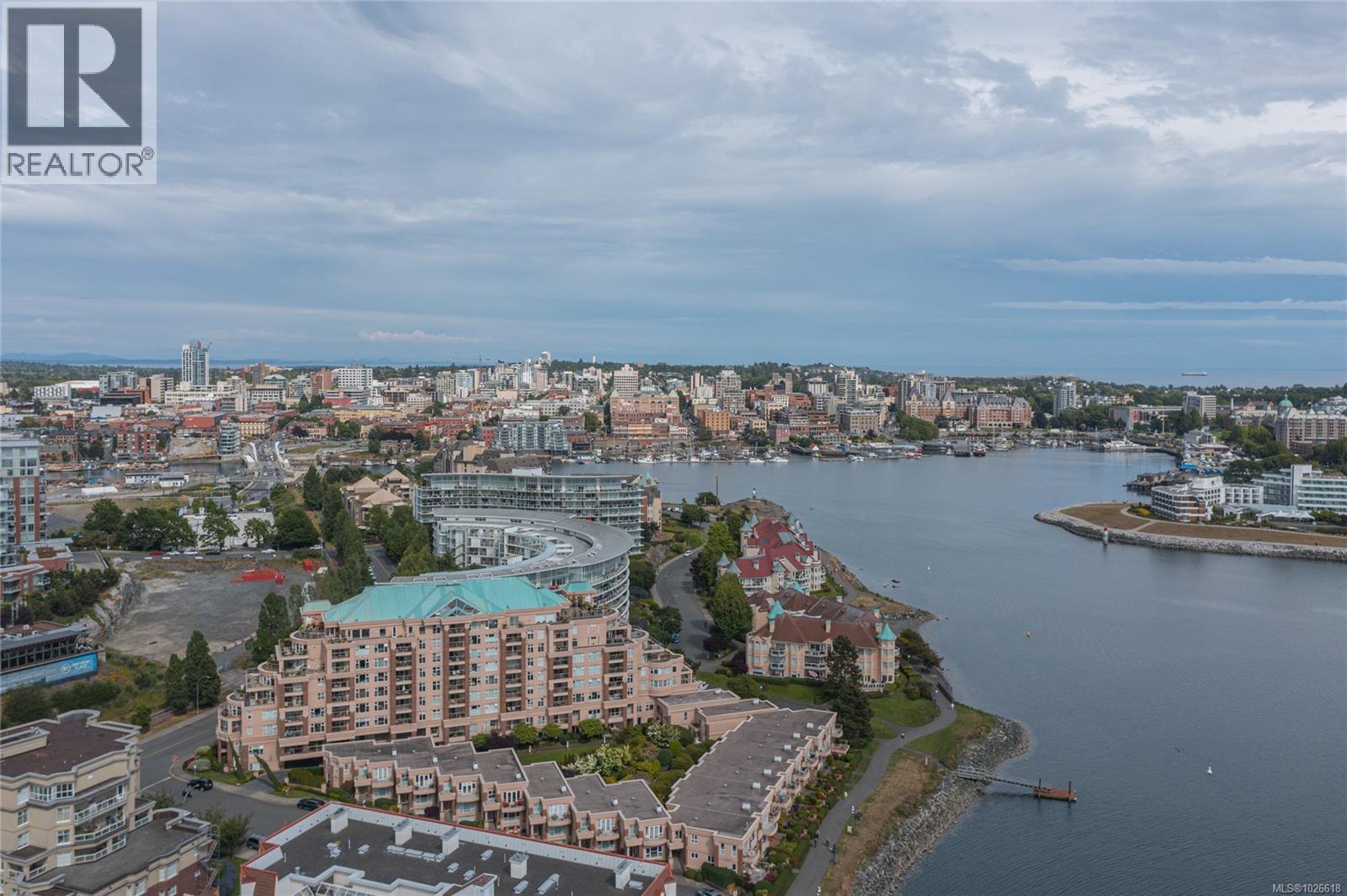 #1005 160 WILSON ST - 46