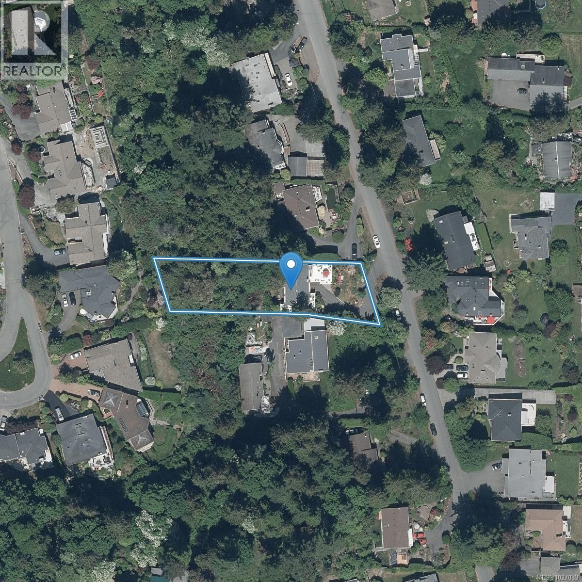  4964 Lochside Drive, Saanich