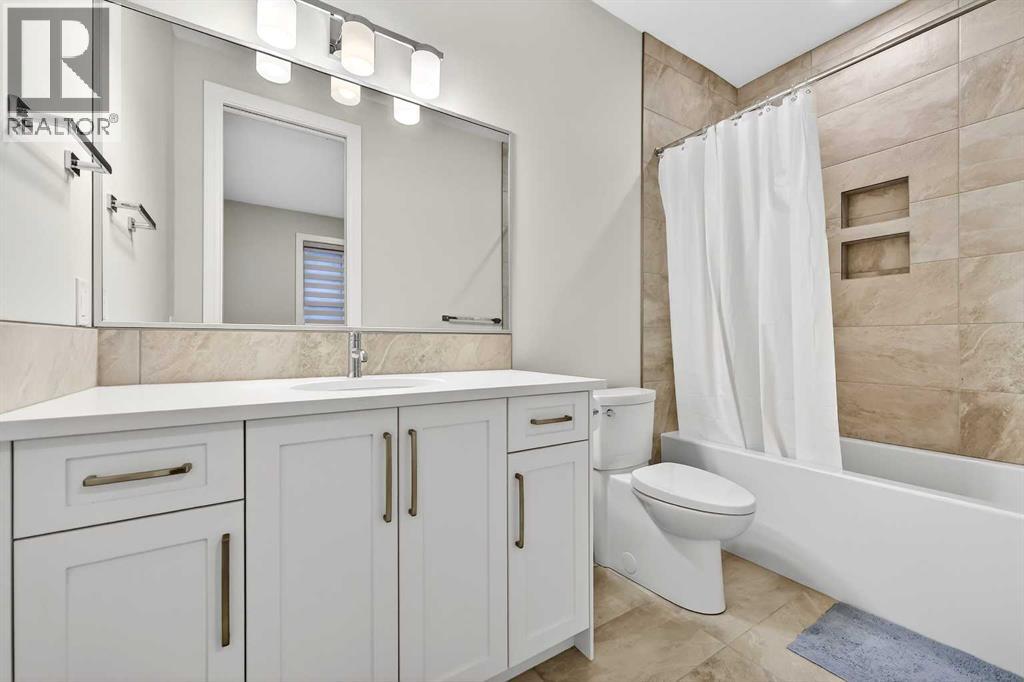 Single Family House for Sale in  Rock Lake View NW Rocky Ridge Calgary 