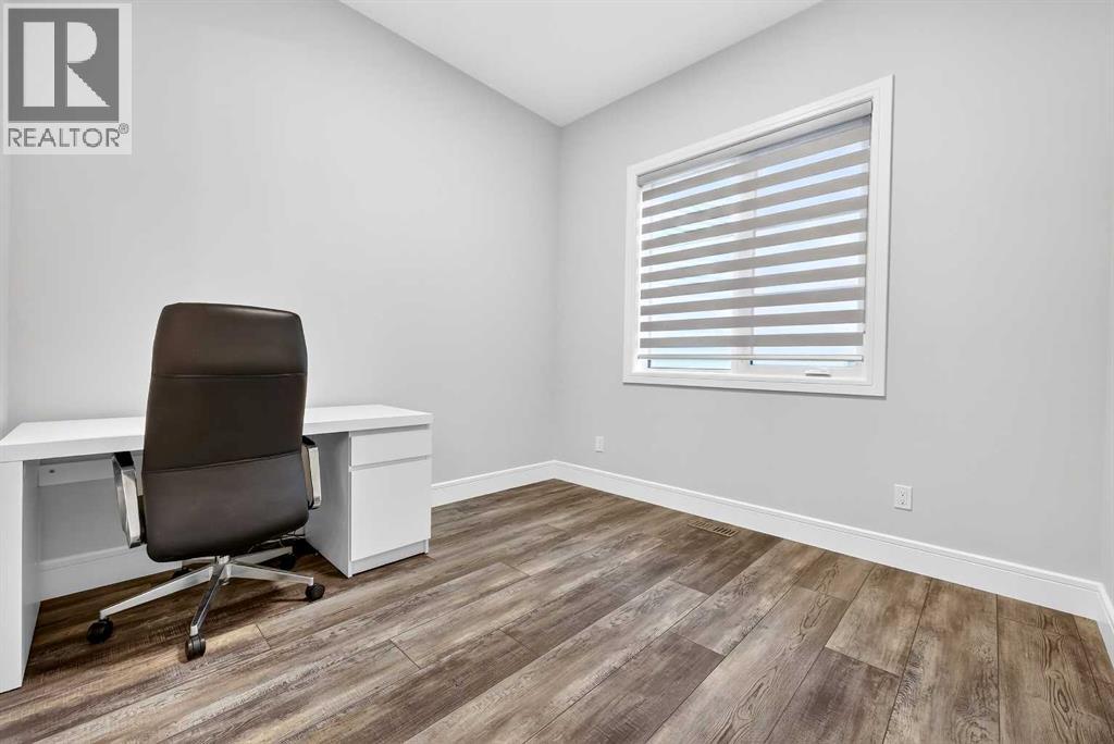 Single Family House for Sale in  Rock Lake View NW Rocky Ridge Calgary 