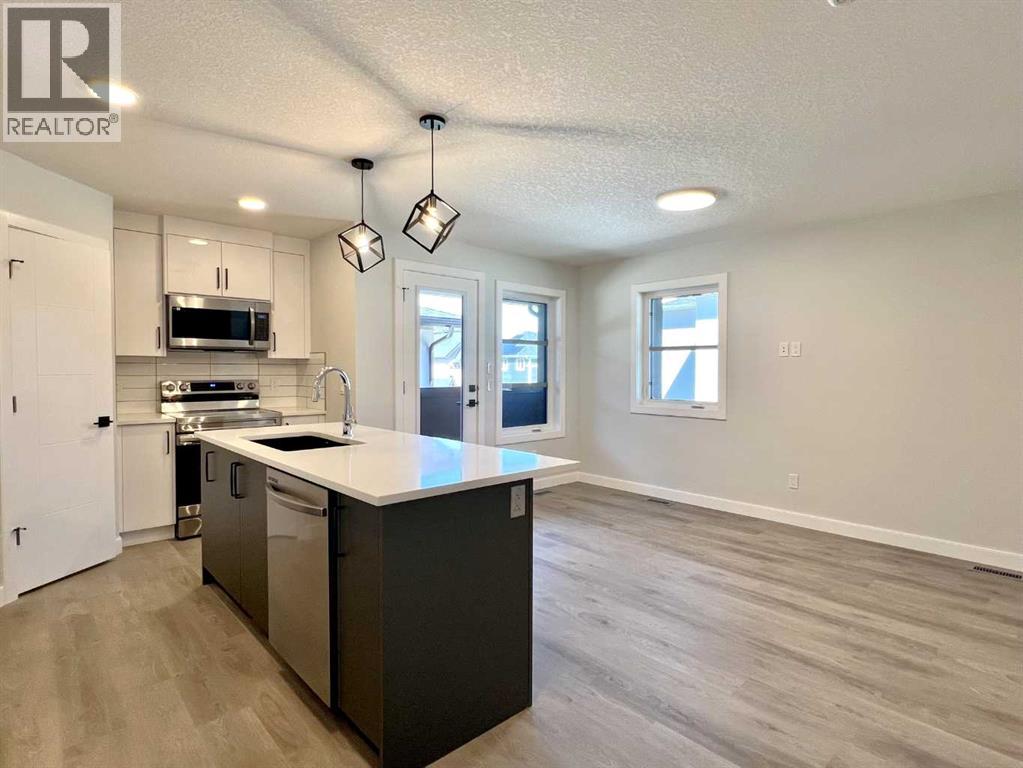 Single Family House for Sale in  Rock Lake View NW Rocky Ridge Calgary 