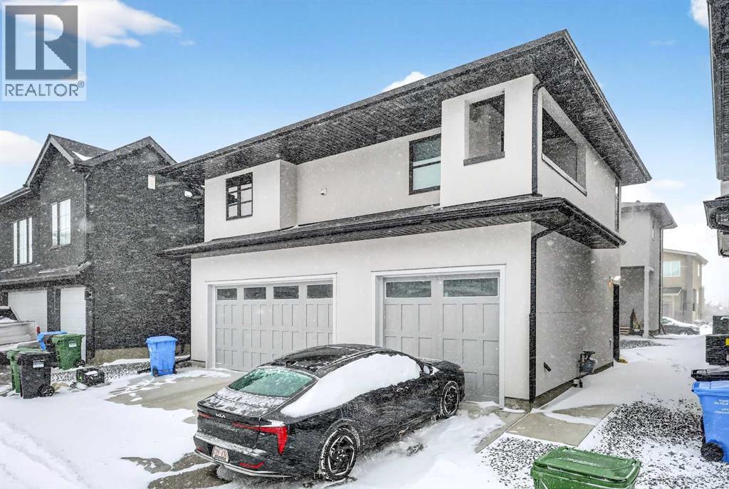 Single Family House for Sale in  Rock Lake View NW Rocky Ridge Calgary 