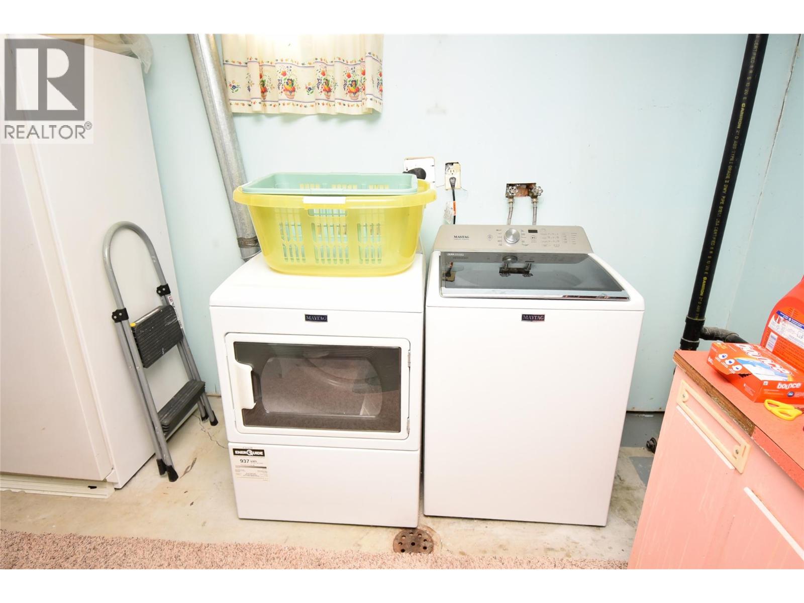  2004 20 Avenue, Vernon