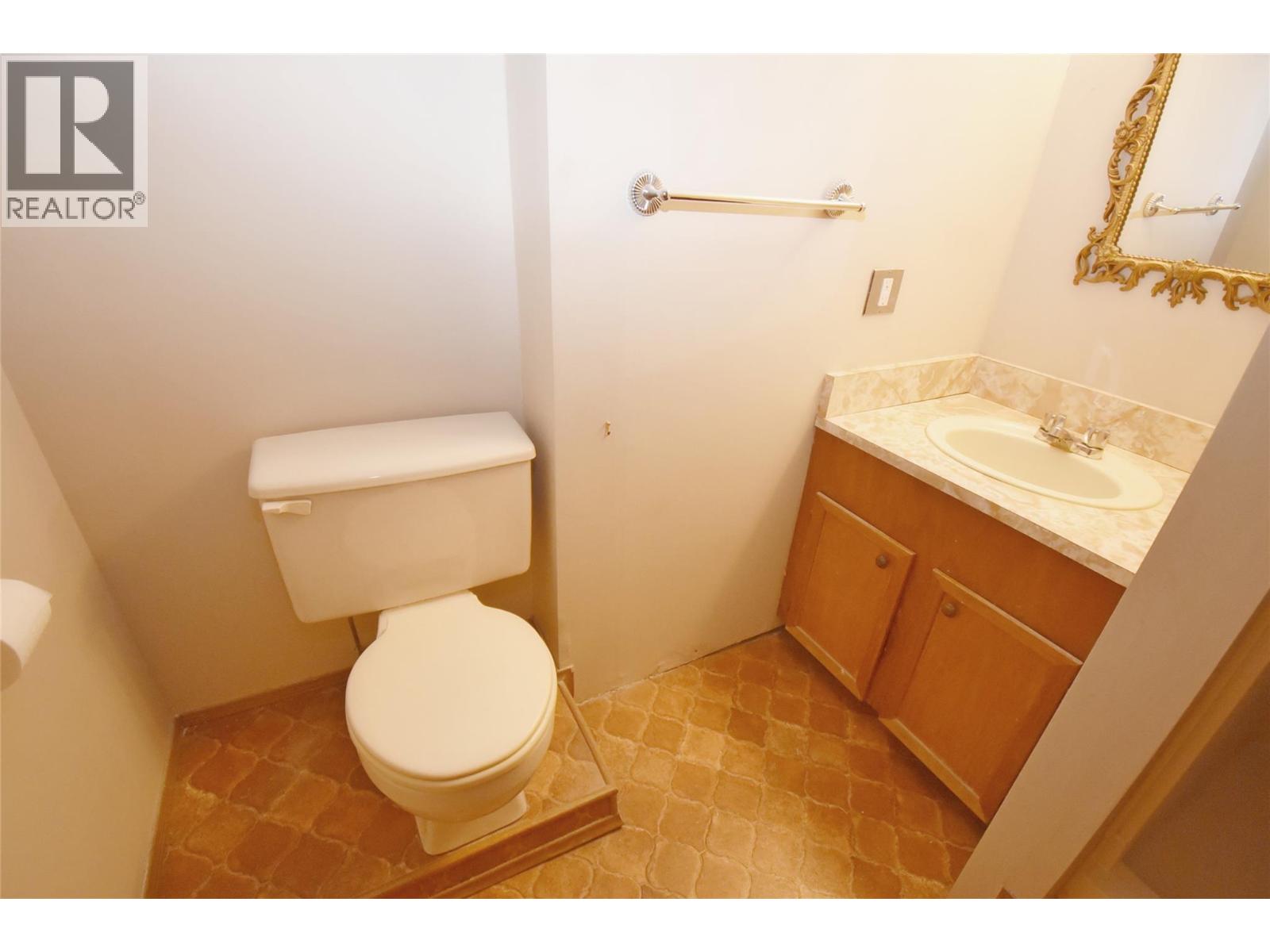 2004 20 Avenue - 48
