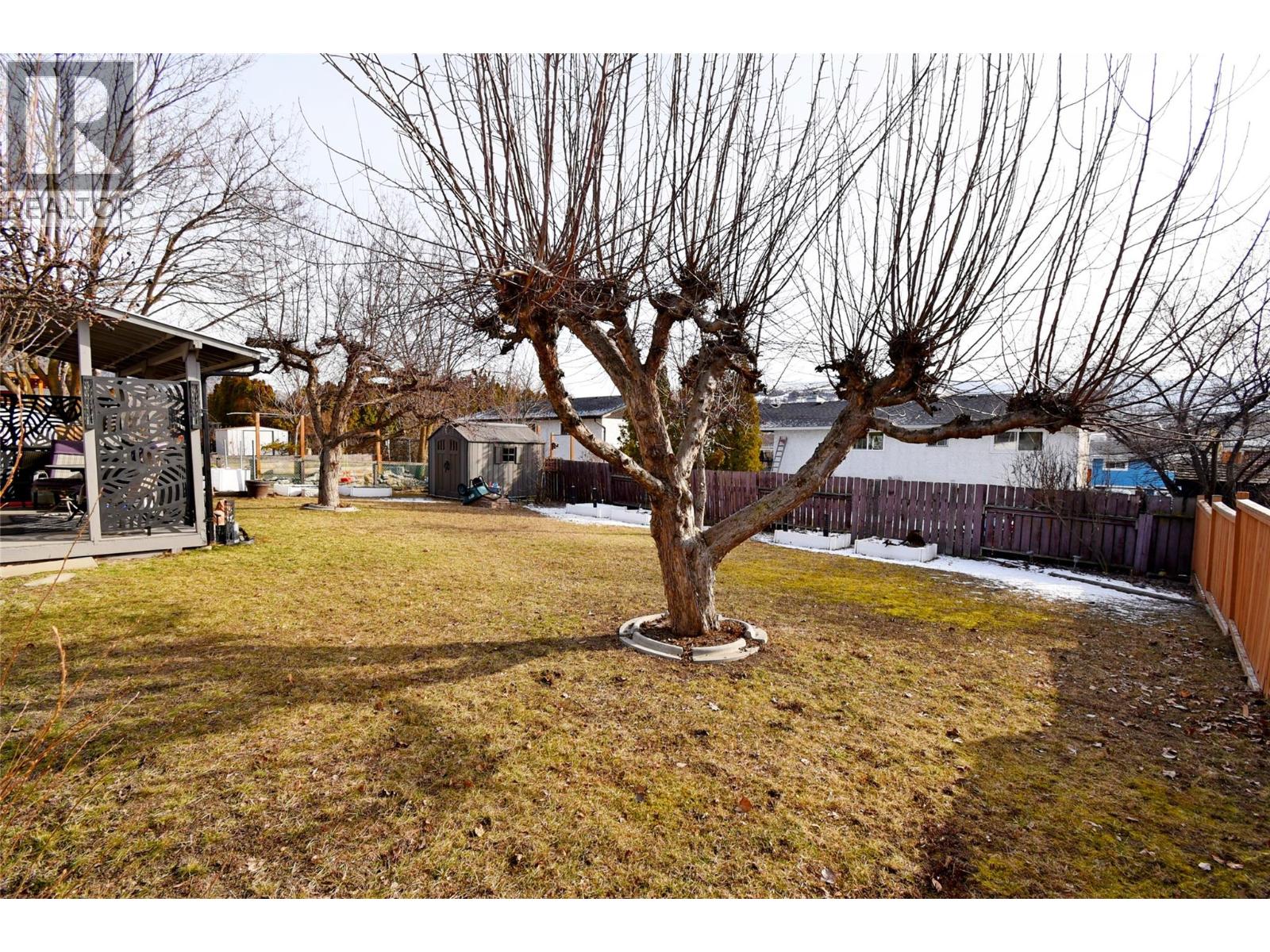 2004 20 Avenue - 65
