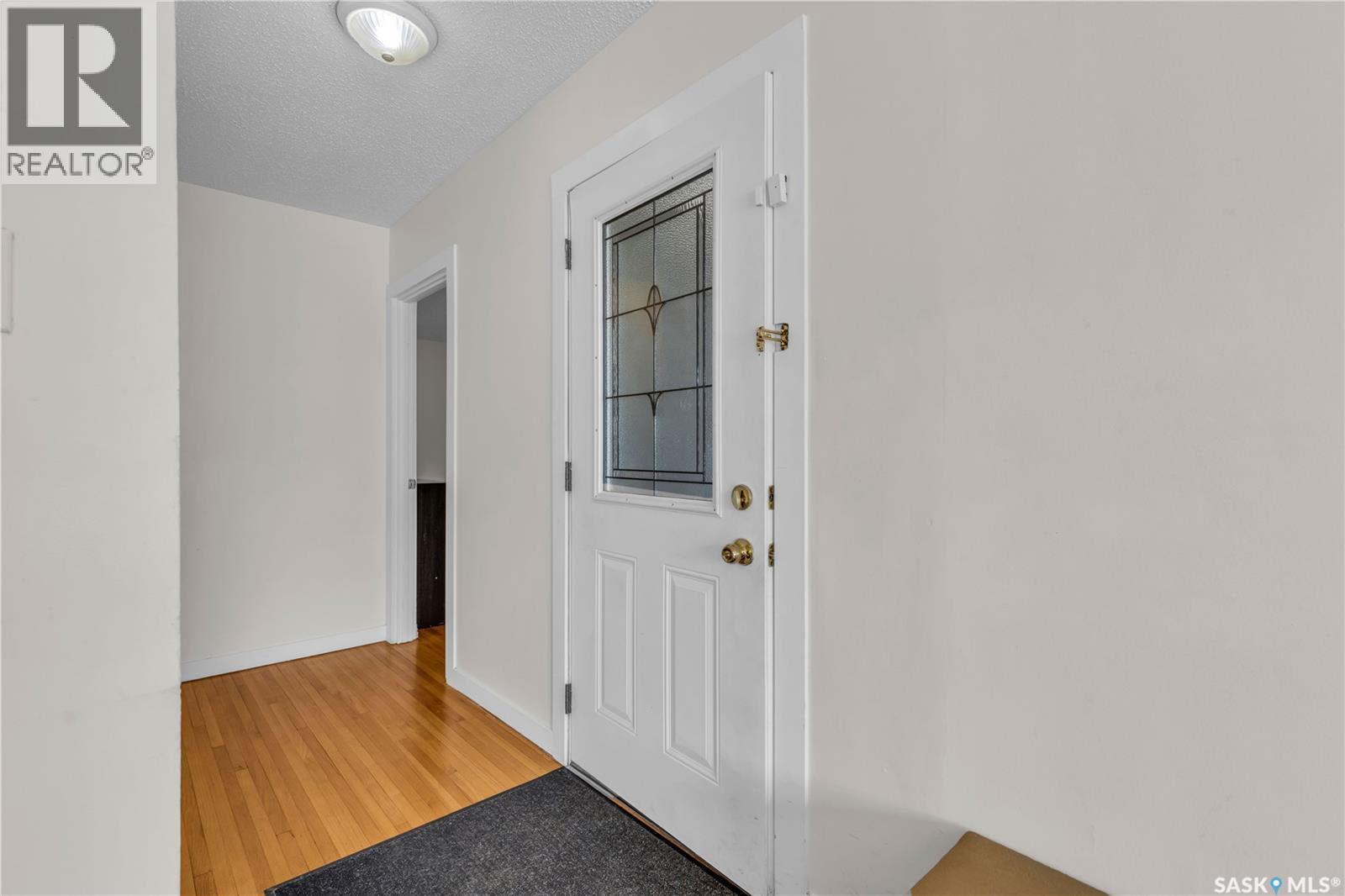 1308 Preston AVENUE S - 5