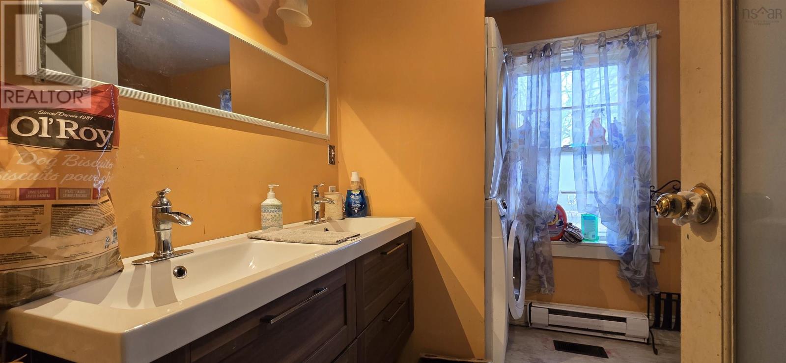 Property 17 of 33 of 1618 King Street