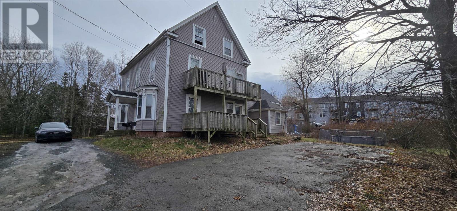 Property 33 of 33 of 1618 King Street