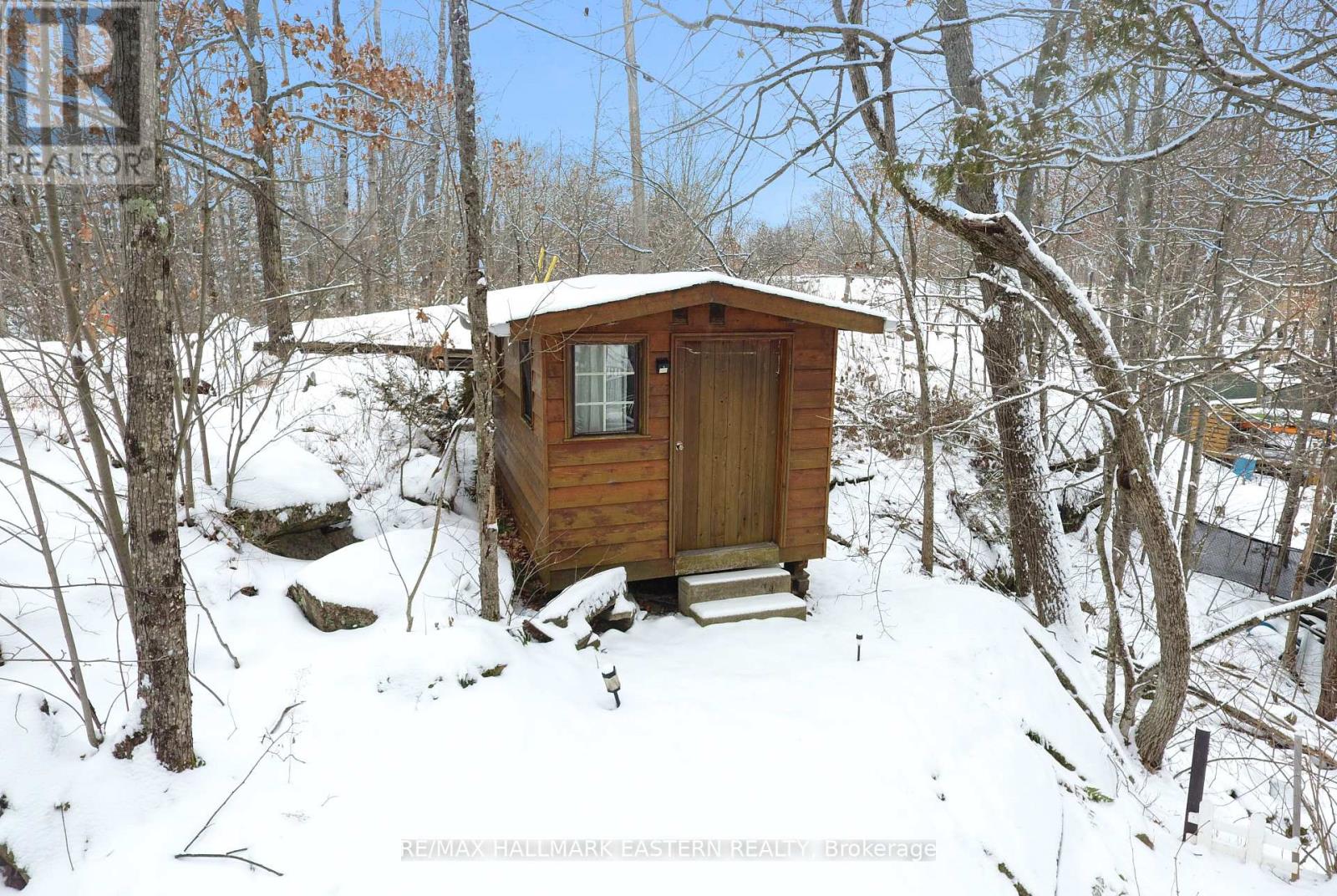 2335 LAKESIDE ROAD - 6