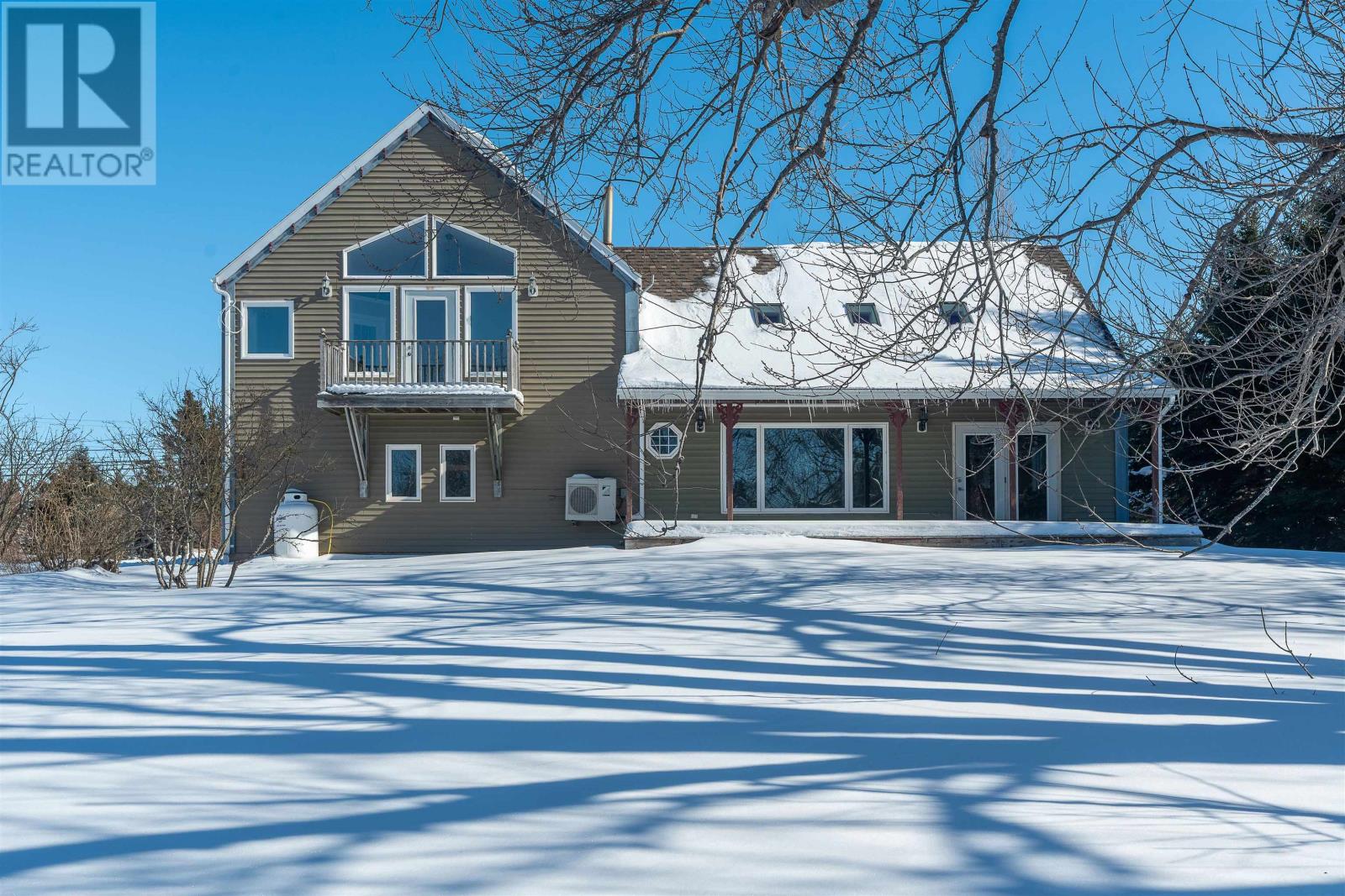 114 STRATFORD Road - 1