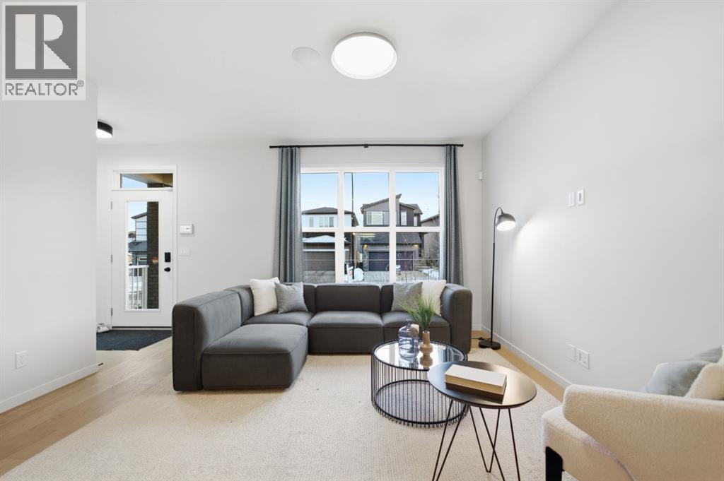 Single Family House for Sale in  Wolf Creek Rise SE Wolf Willow Calgary 