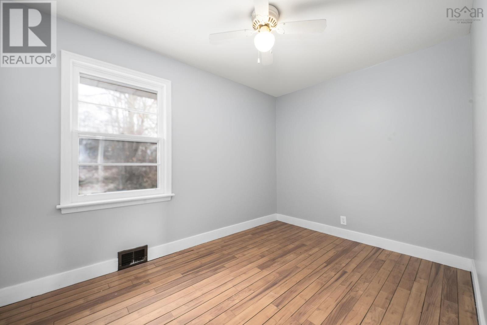 Property 20 of 49 of 276 Rocky Lake Drive