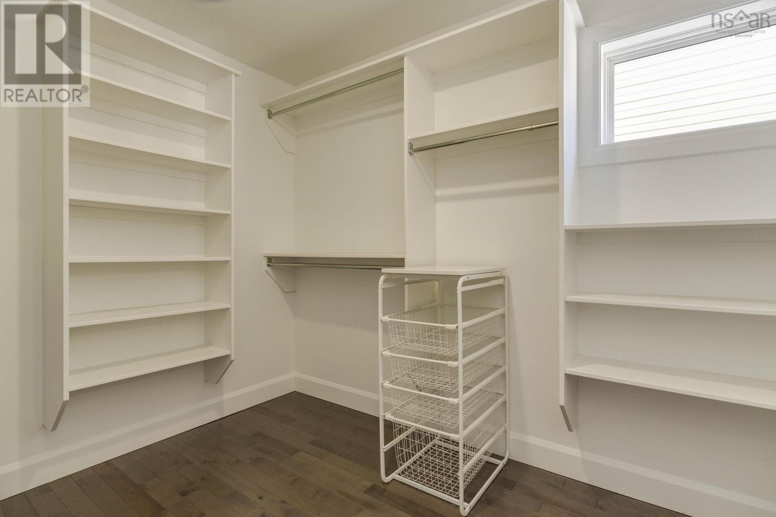 Property 22 of 42 of 307 Fleetview Drive