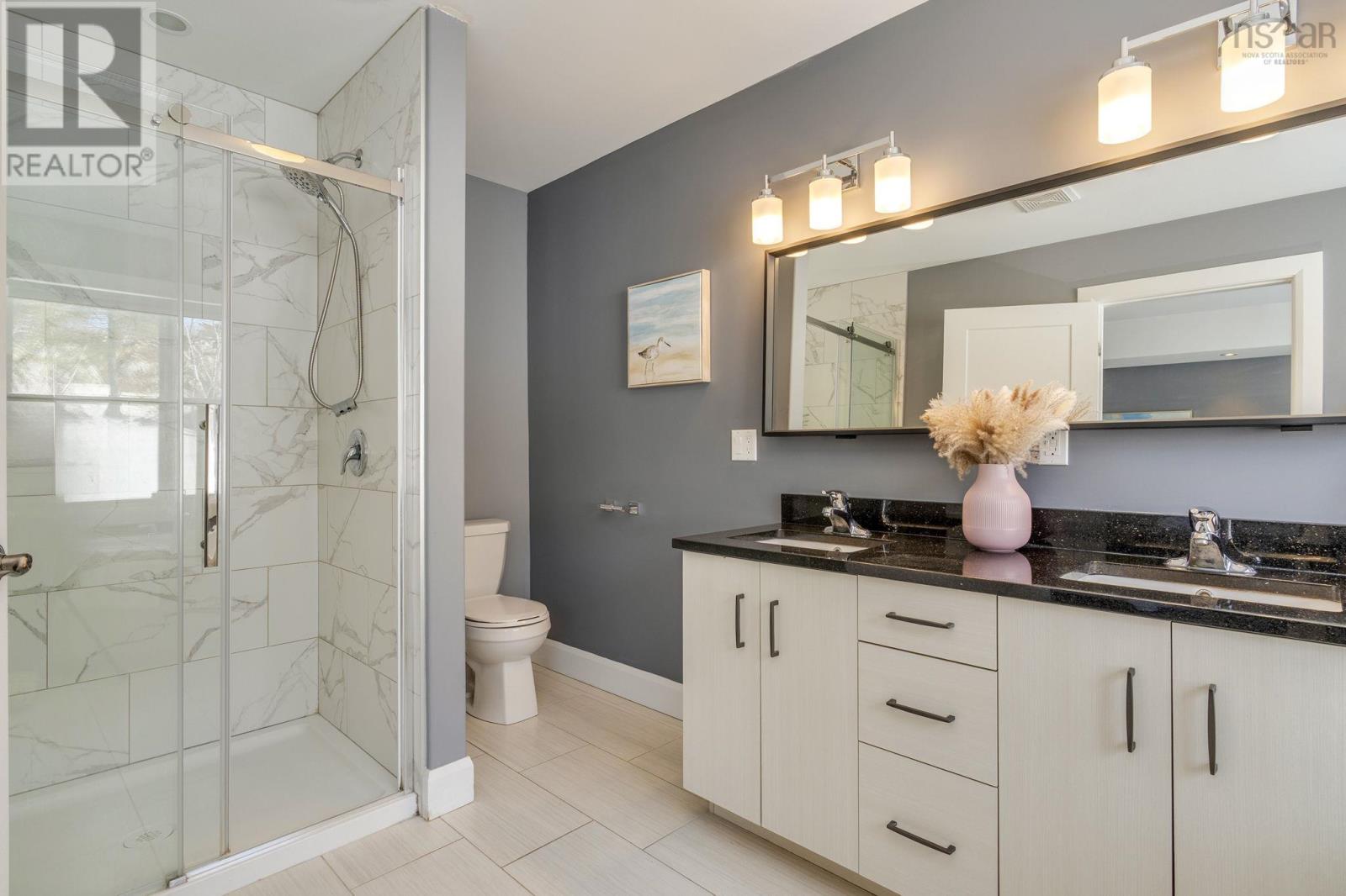 Property 21 of 42 of 307 Fleetview Drive