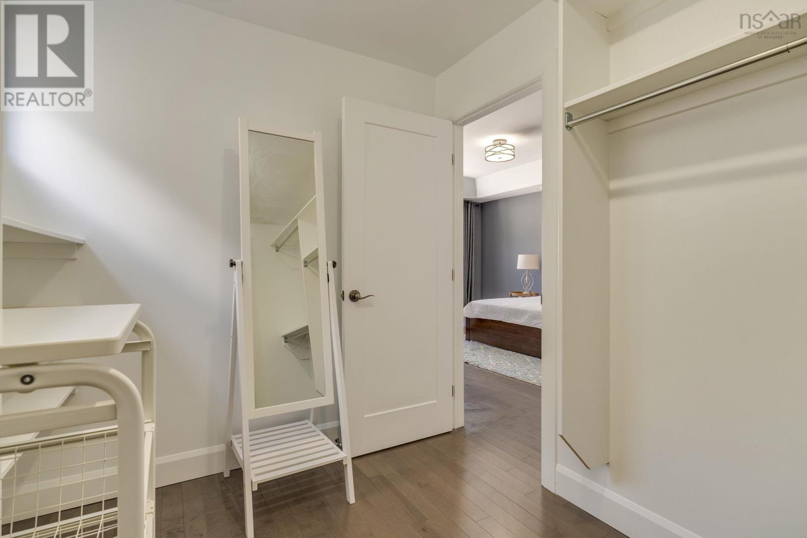 Property 23 of 42 of 307 Fleetview Drive