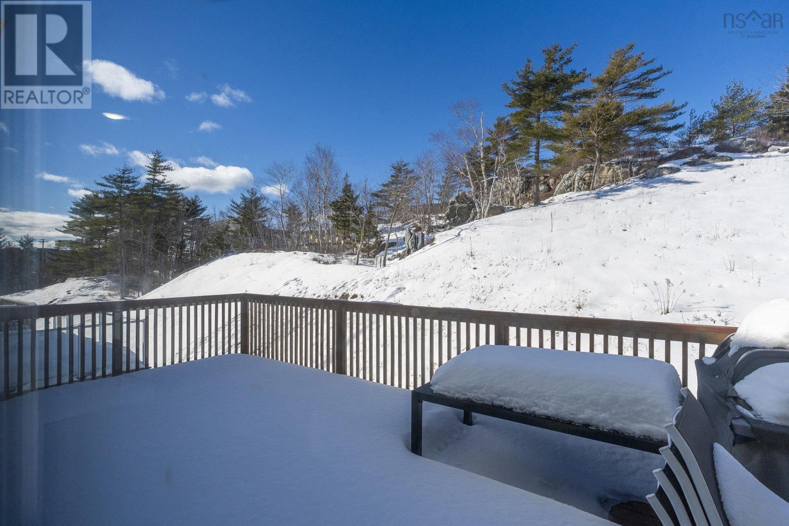 Property 39 of 42 of 307 Fleetview Drive