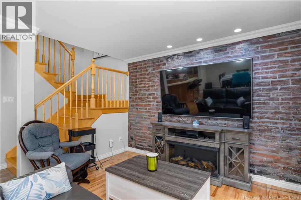 240 DAMIEN STREET - 19