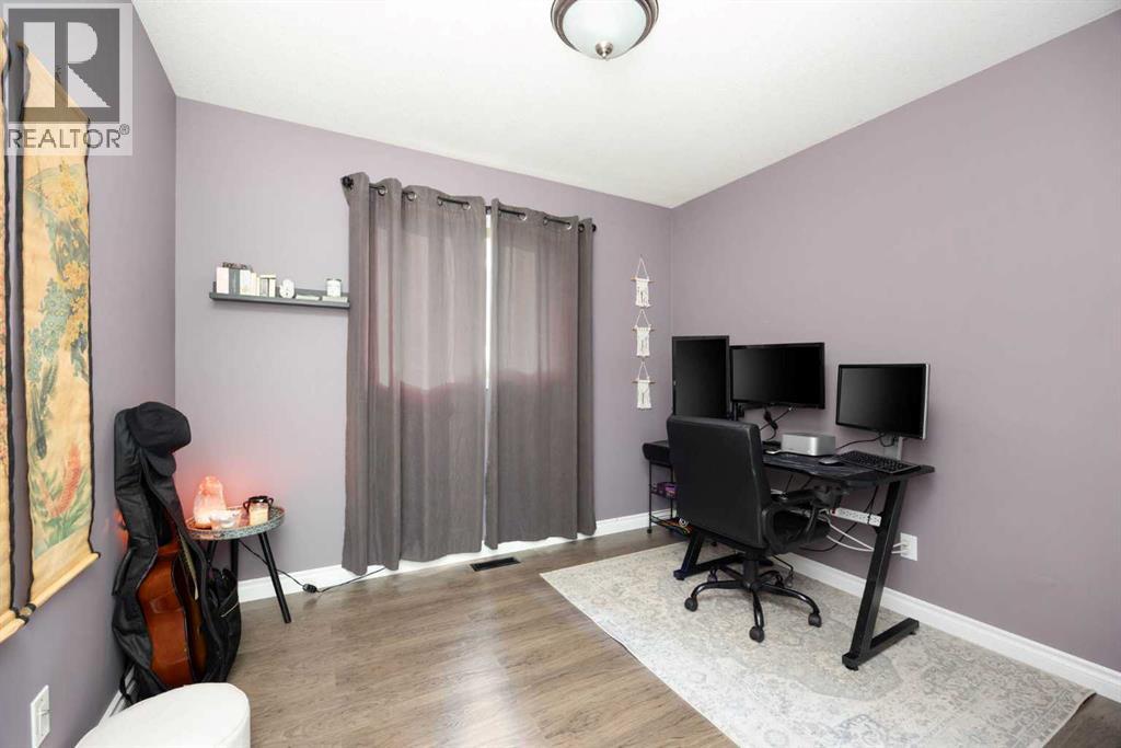 342 Warren Road, Fort McMurray