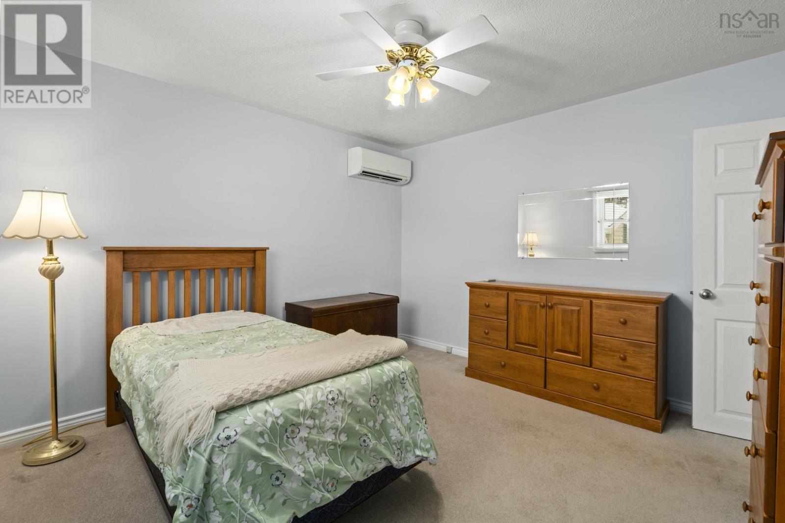 Property 21 of 49 of 167 Montague Road