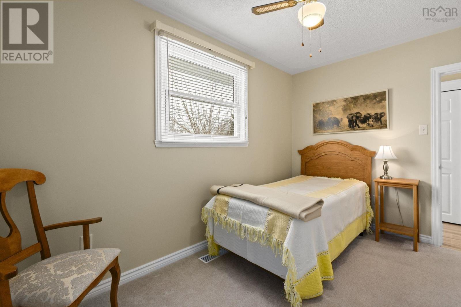 Property 28 of 49 of 167 Montague Road