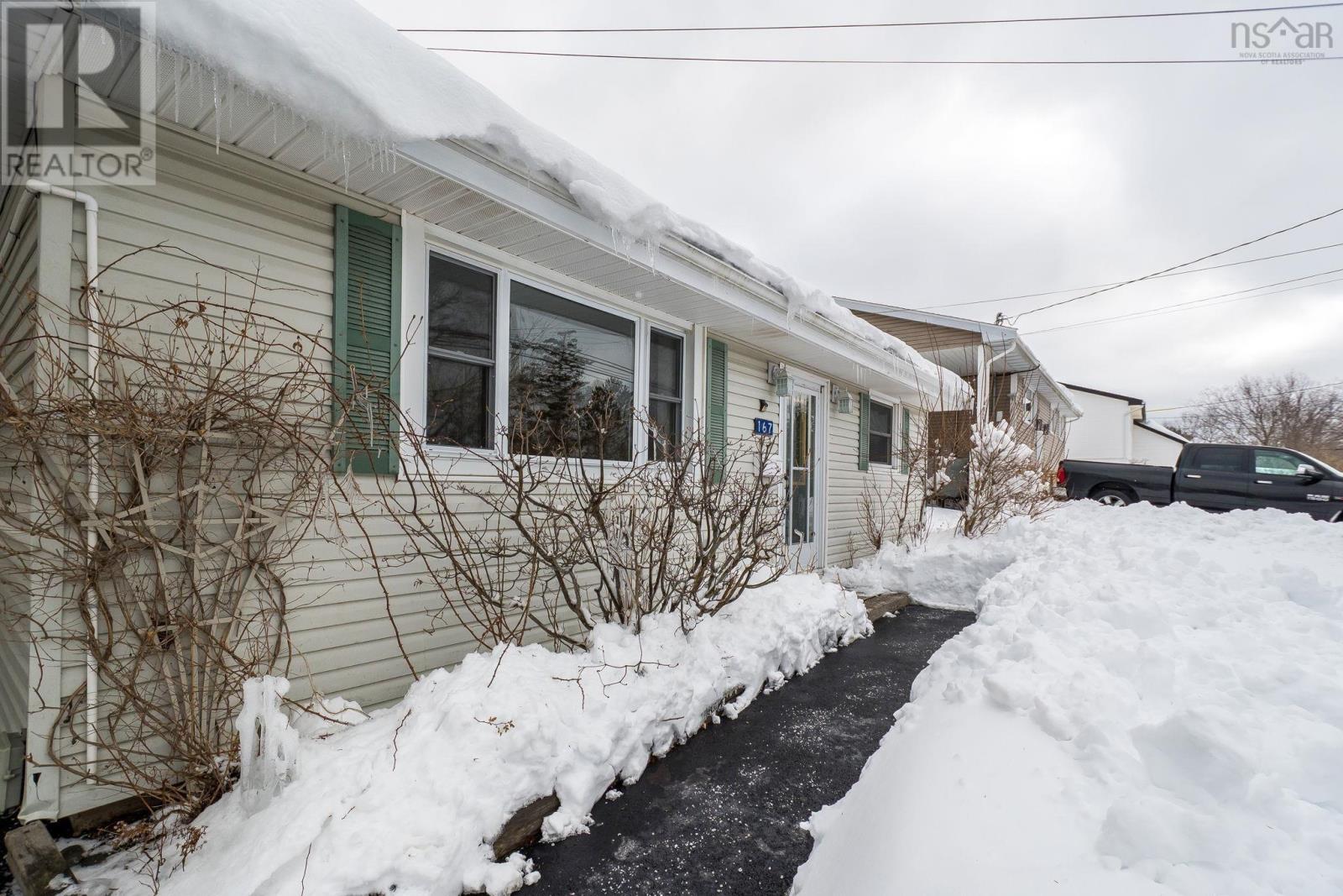 Property 3 of 49 of 167 Montague Road