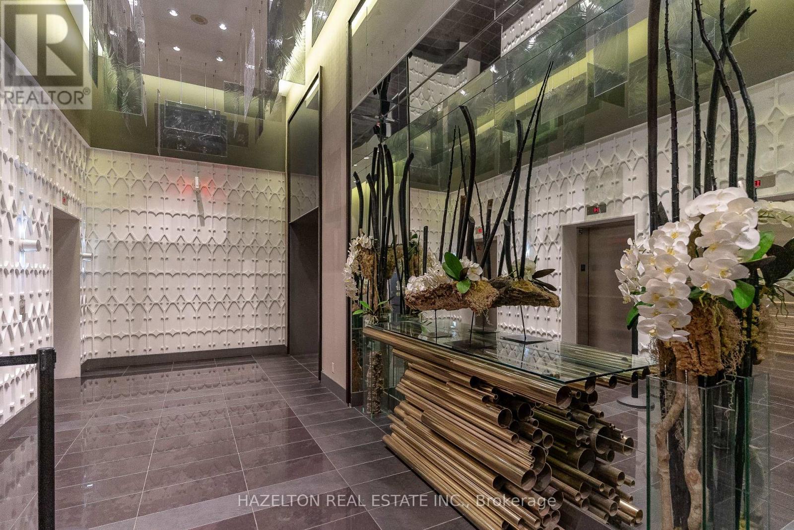 2201 - 32 DAVENPORT ROAD - Photo 3 of 18, Toronto (Annex), Ontario