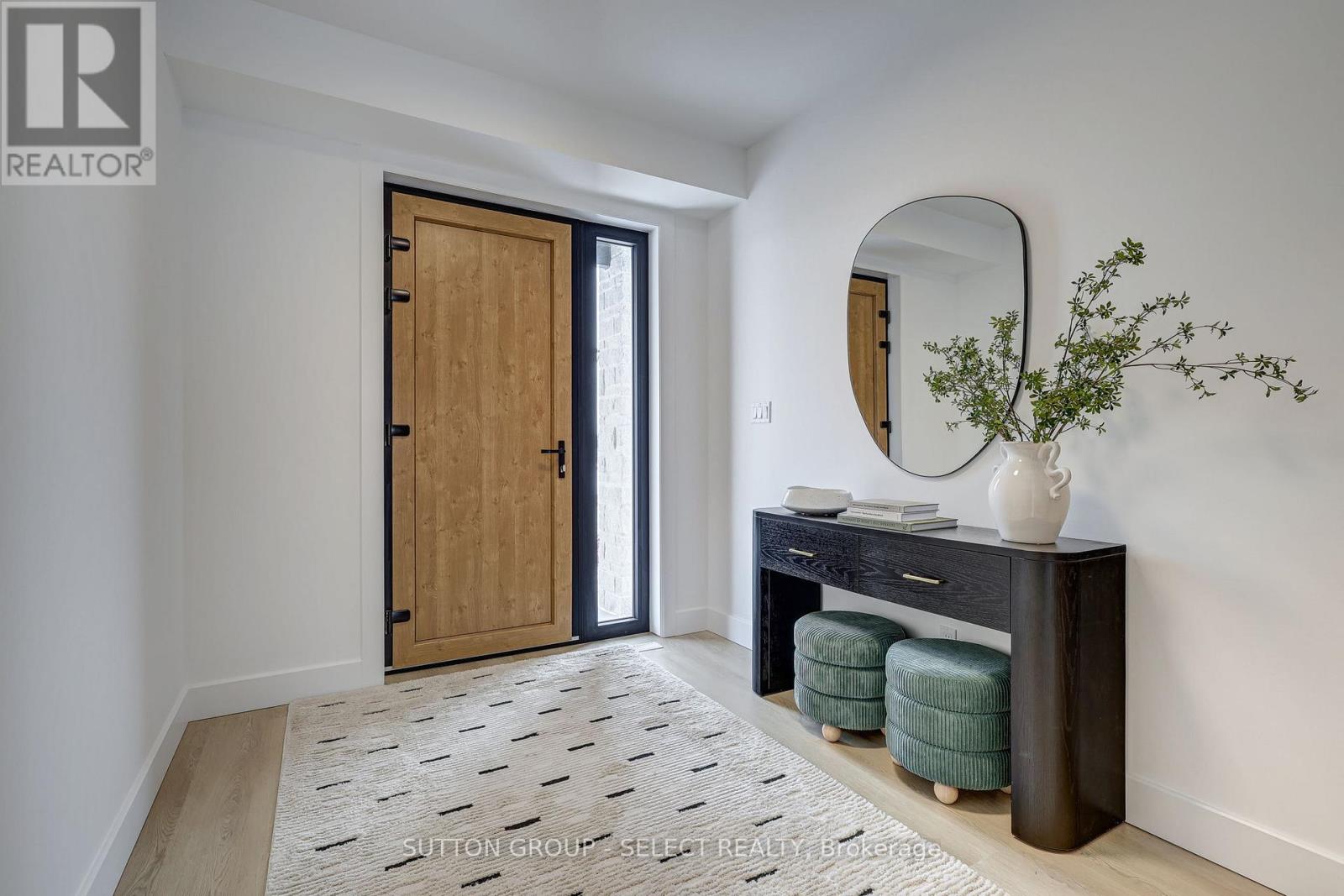 29 OPTIMIST DRIVE - Photo 3 of 26, Southwold, Ontario