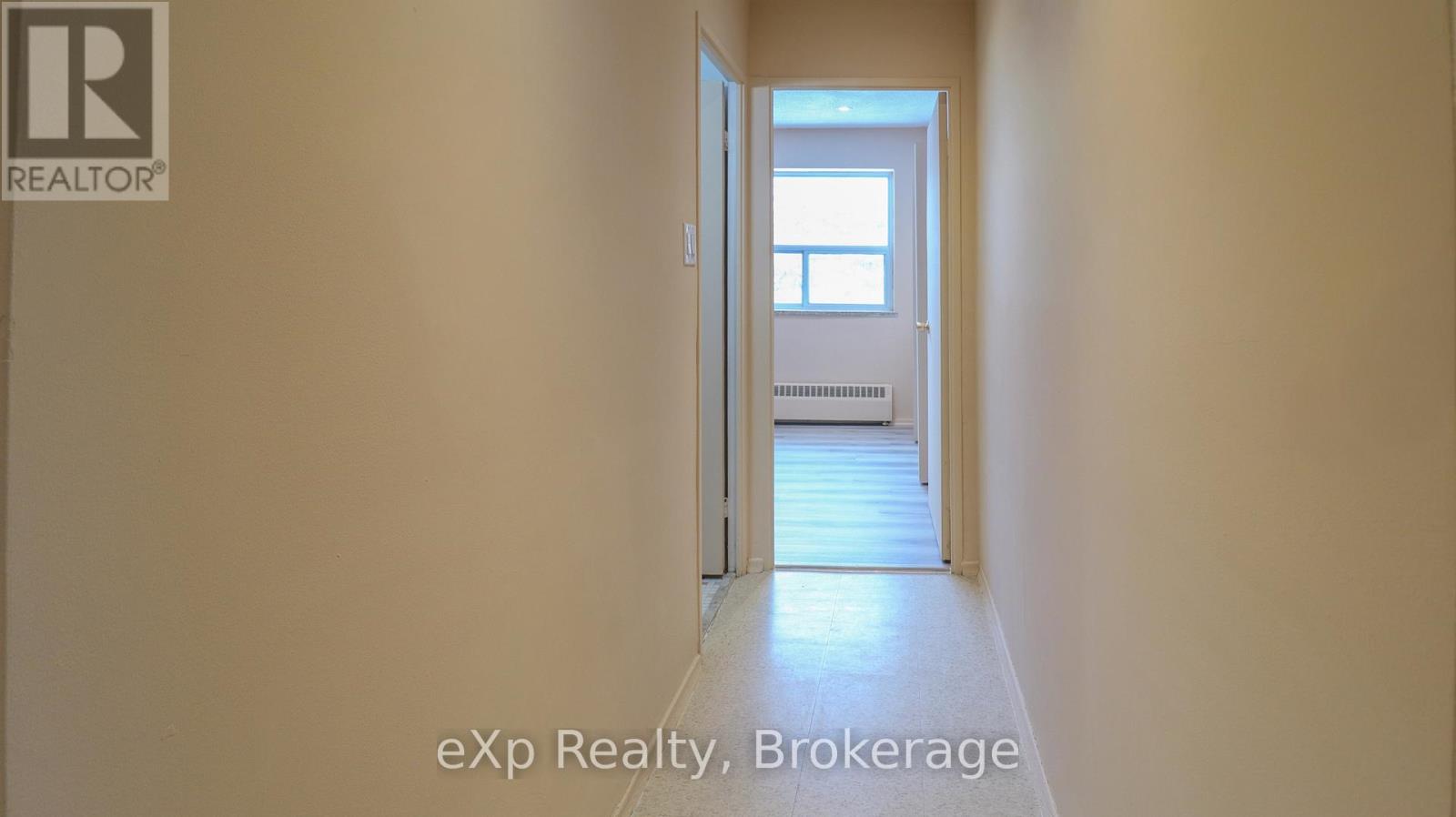 207 - 84 SECOND STREET - Photo 5 of 17, Orangeville, Ontario