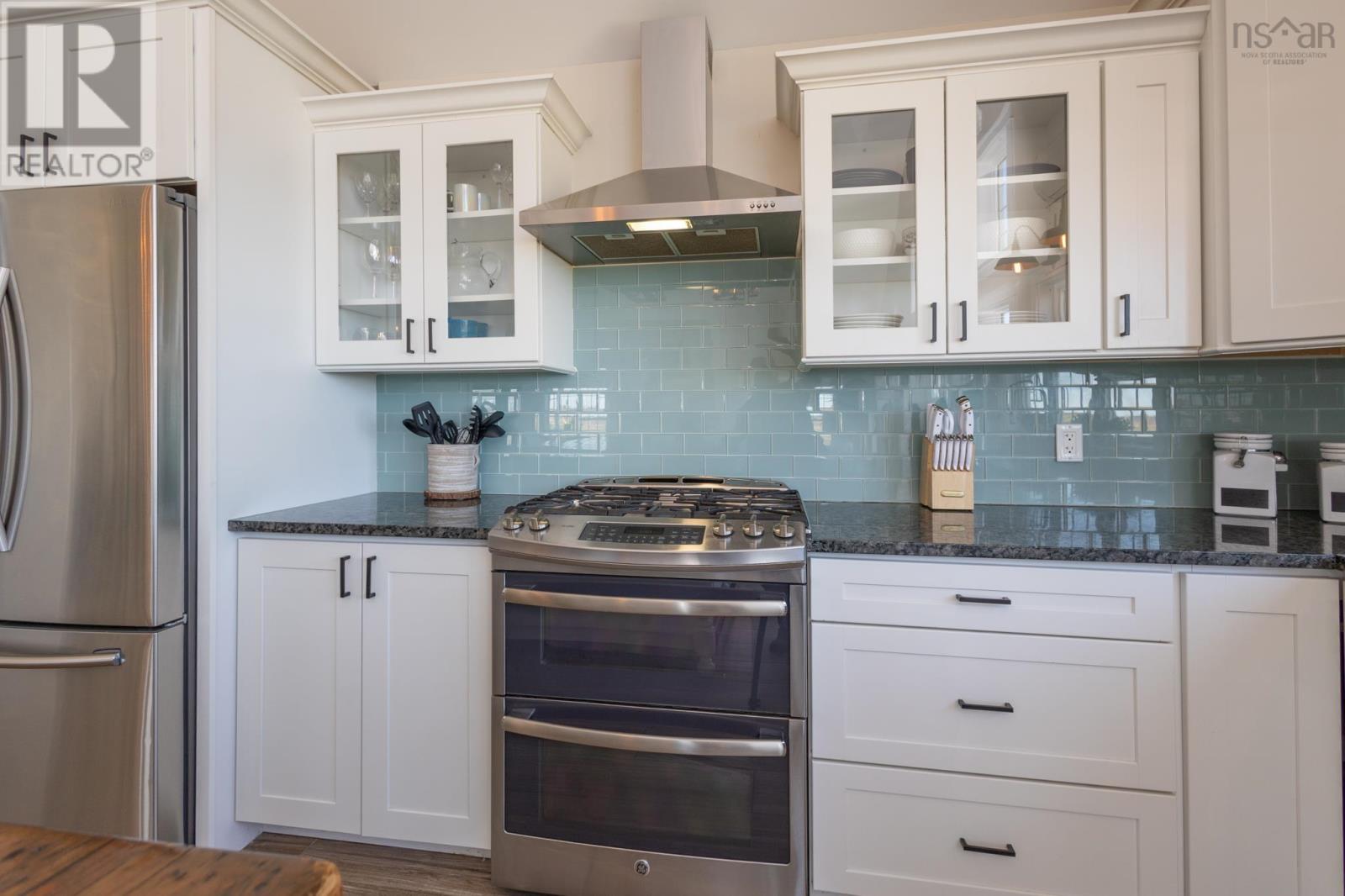 Property 11 of 49 of 4849 Highway 1