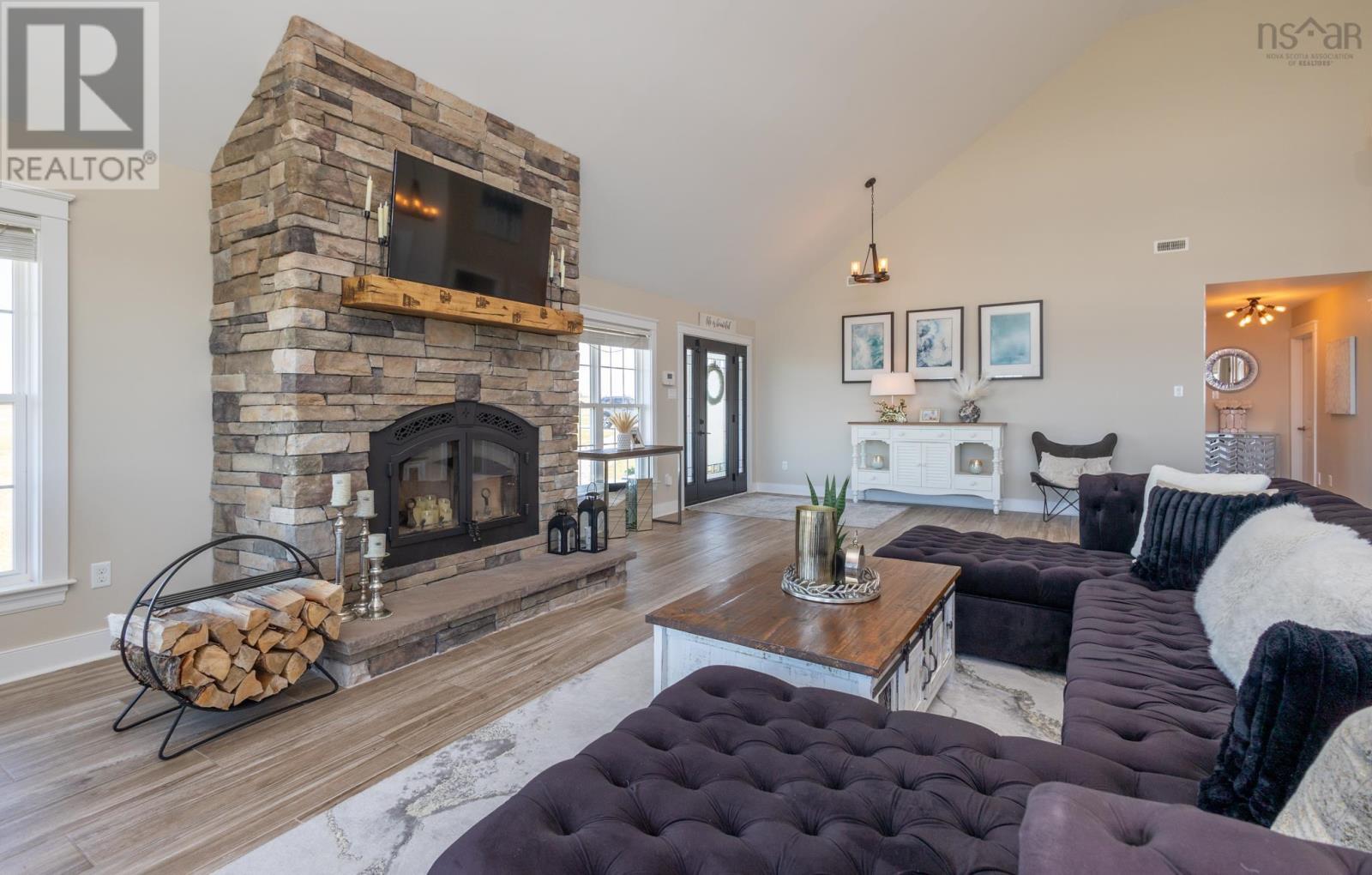 Property 7 of 49 of 4849 Highway 1