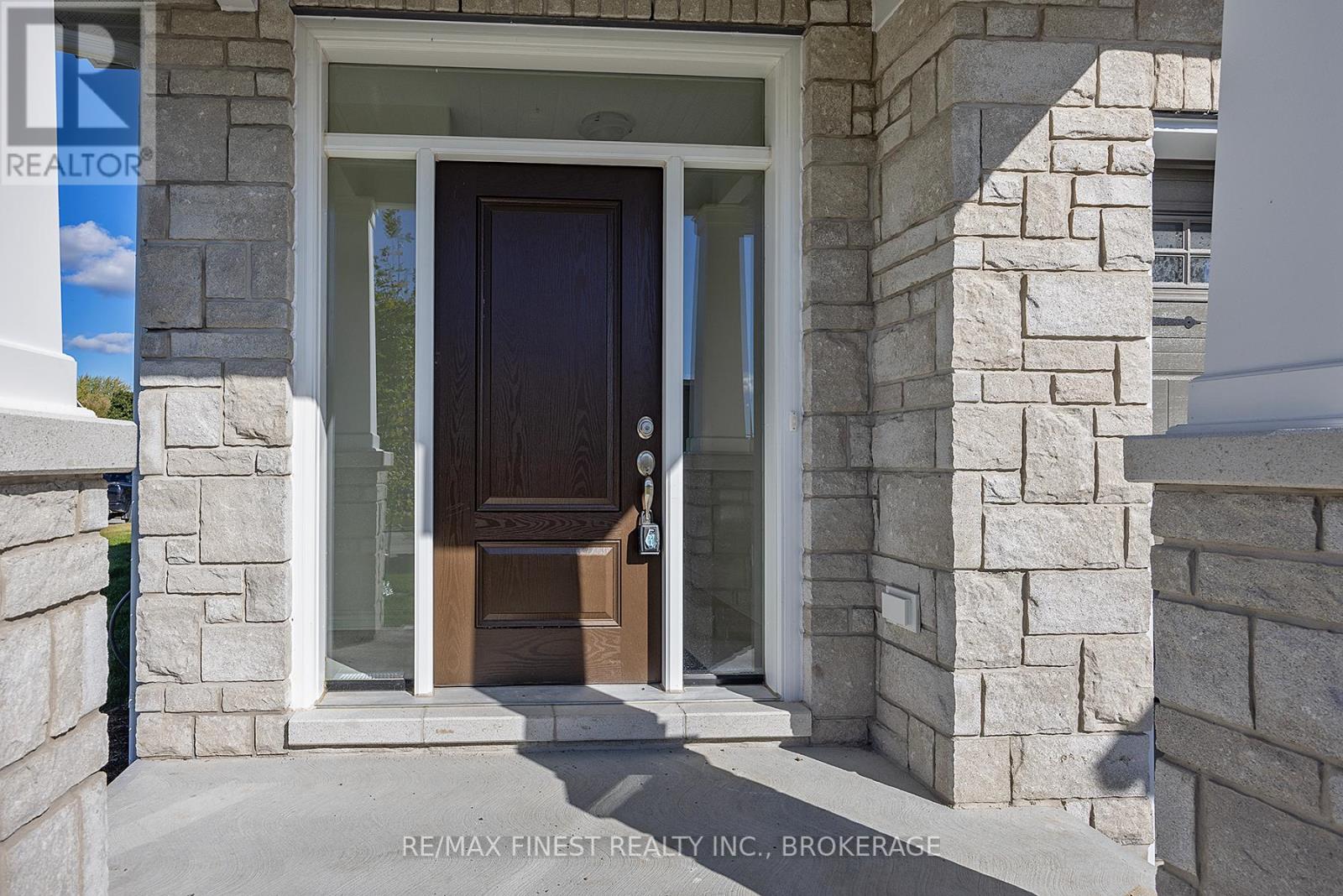 215 HERITAGE PARK DRIVE - 5