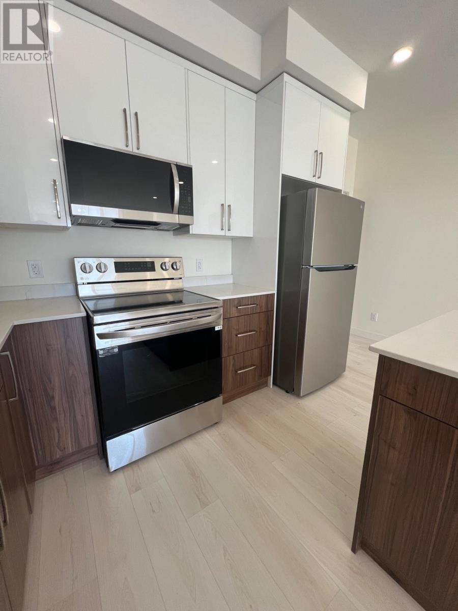 401 Empire AVE - Photo 5 of 50, Thunder Bay, Ontario