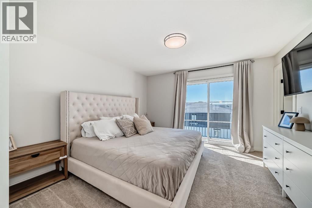 8 Heritage Lane, Cochrane