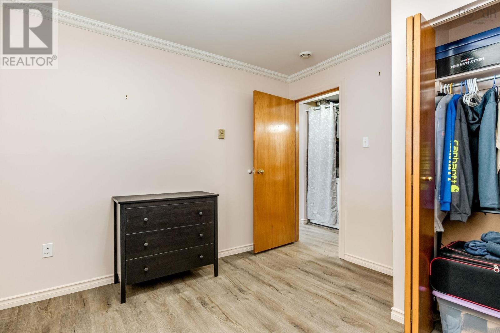 Property 23 of 38 of 51 Contessa Court