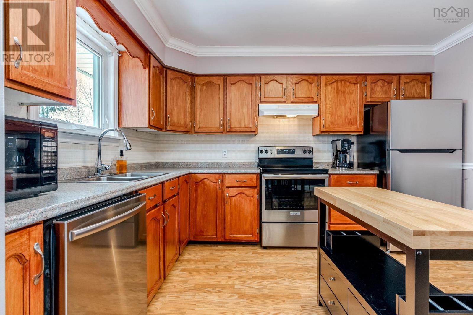 Property 14 of 38 of 51 Contessa Court