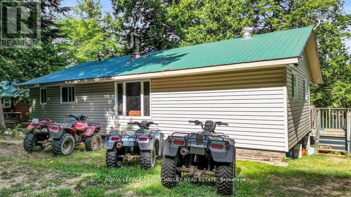 292 CAROLINE COURT - 44