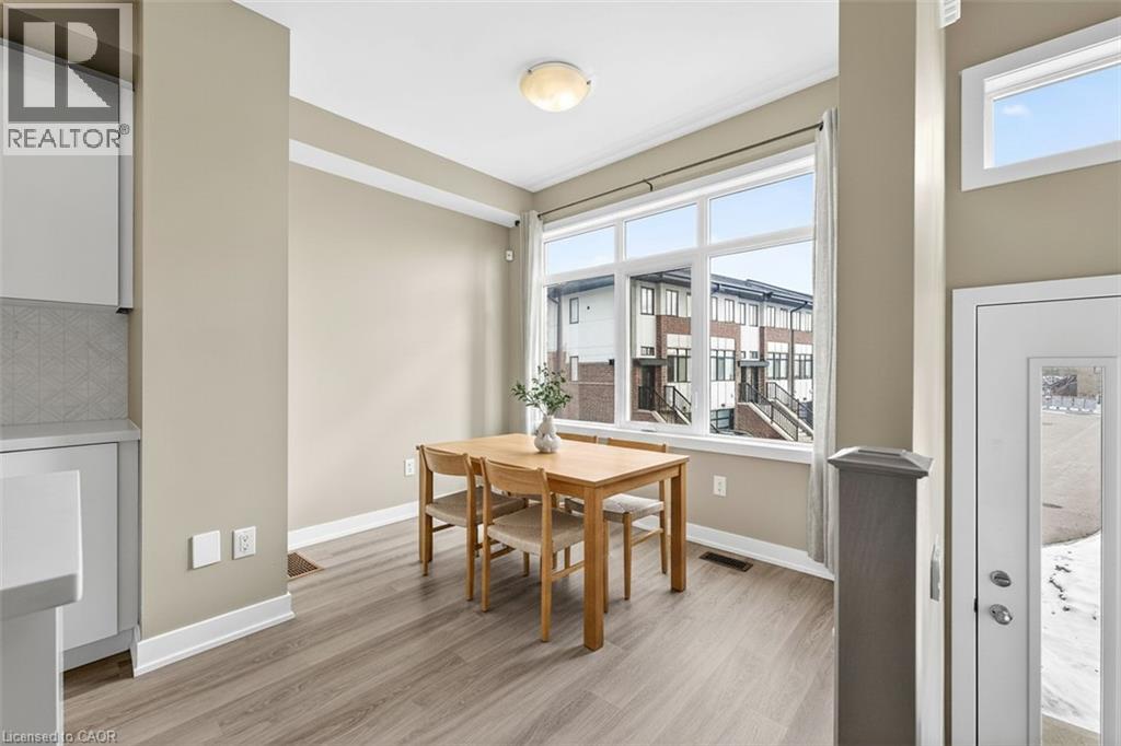 48 MARKLE Crescent - Photo 5 of 50, Ancaster, Ontario