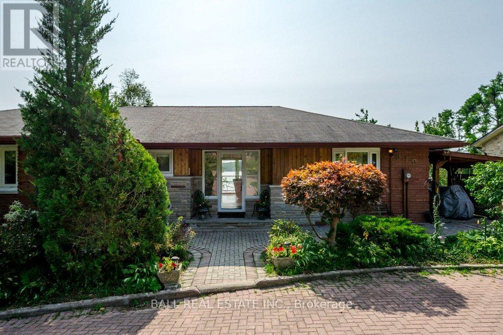 919 SKYLINE ROAD - 11