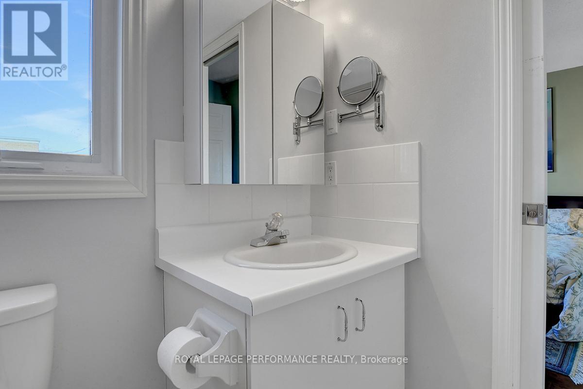 401D – 1 COLUMBUS AVENUE, Ottawa, Ontario