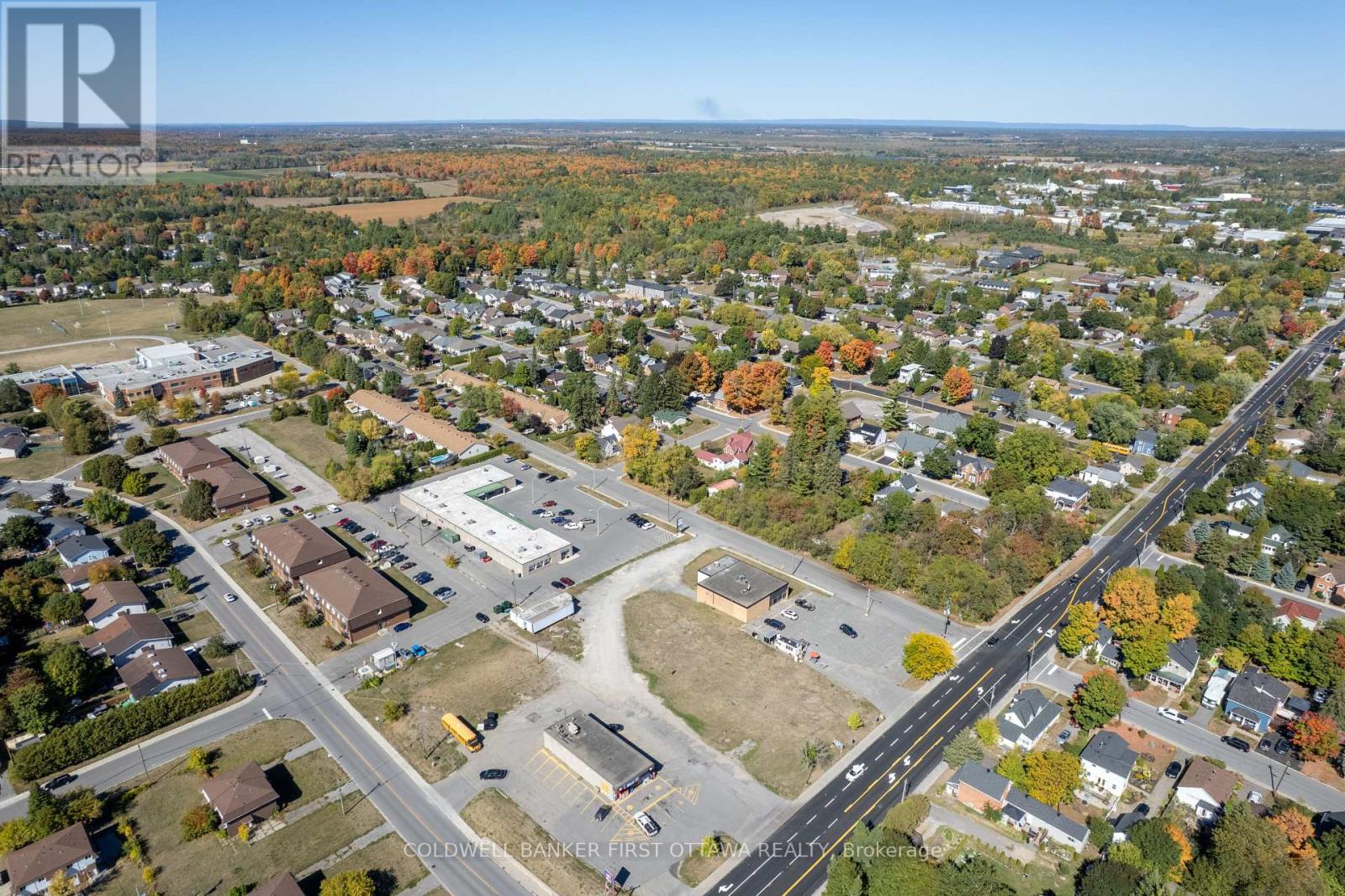 Just 25 ins to Kanata, Perth or Smiths Falls
